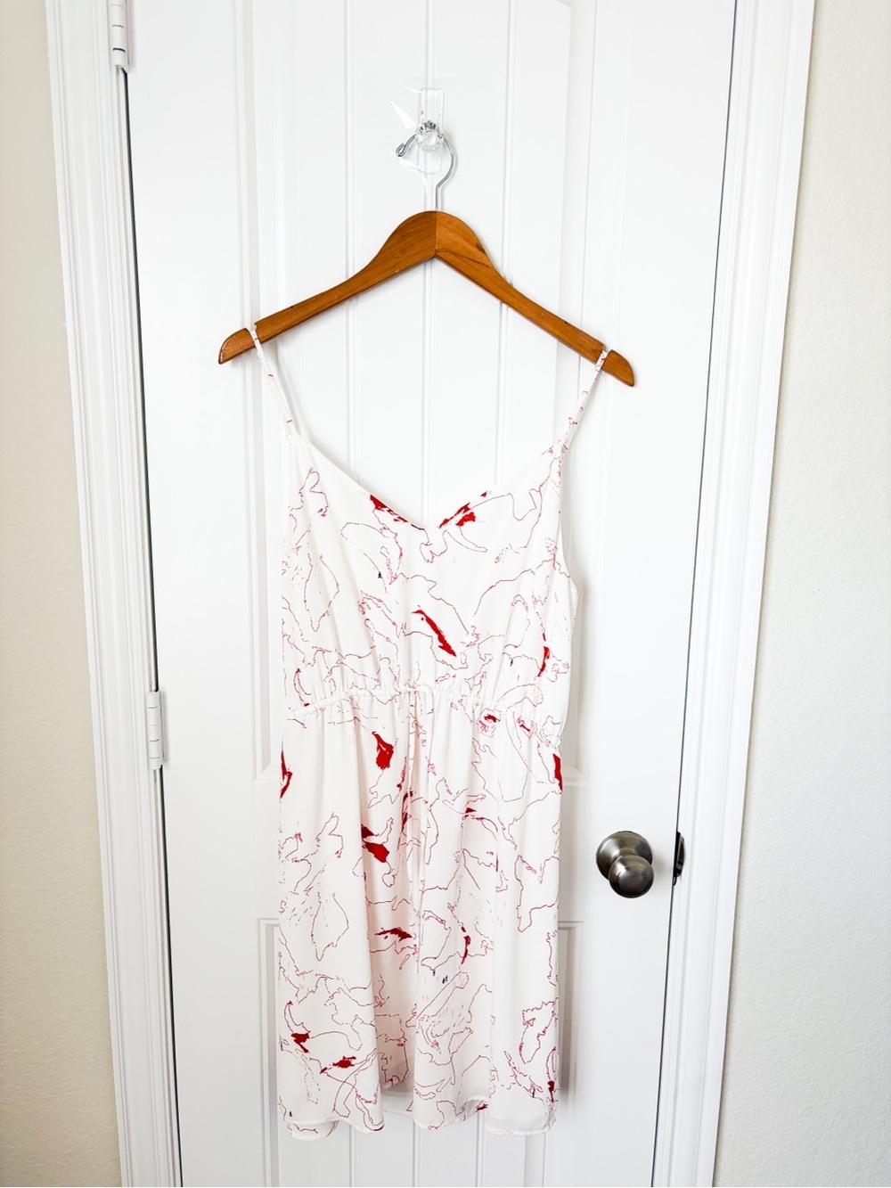 Babaton Casimir Dress White Red Abstract Print Size Medium